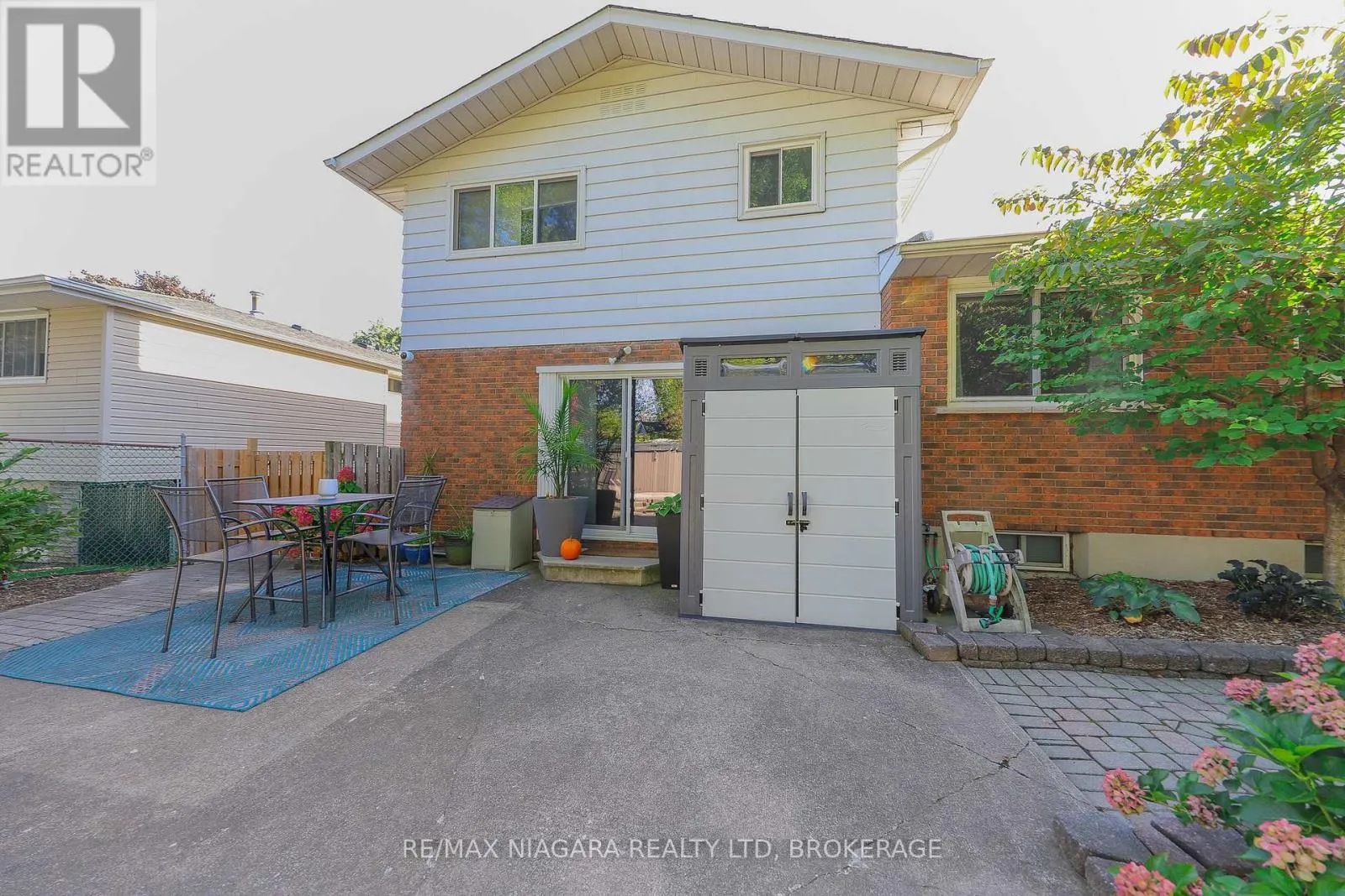 21 JESSICA DRIVE