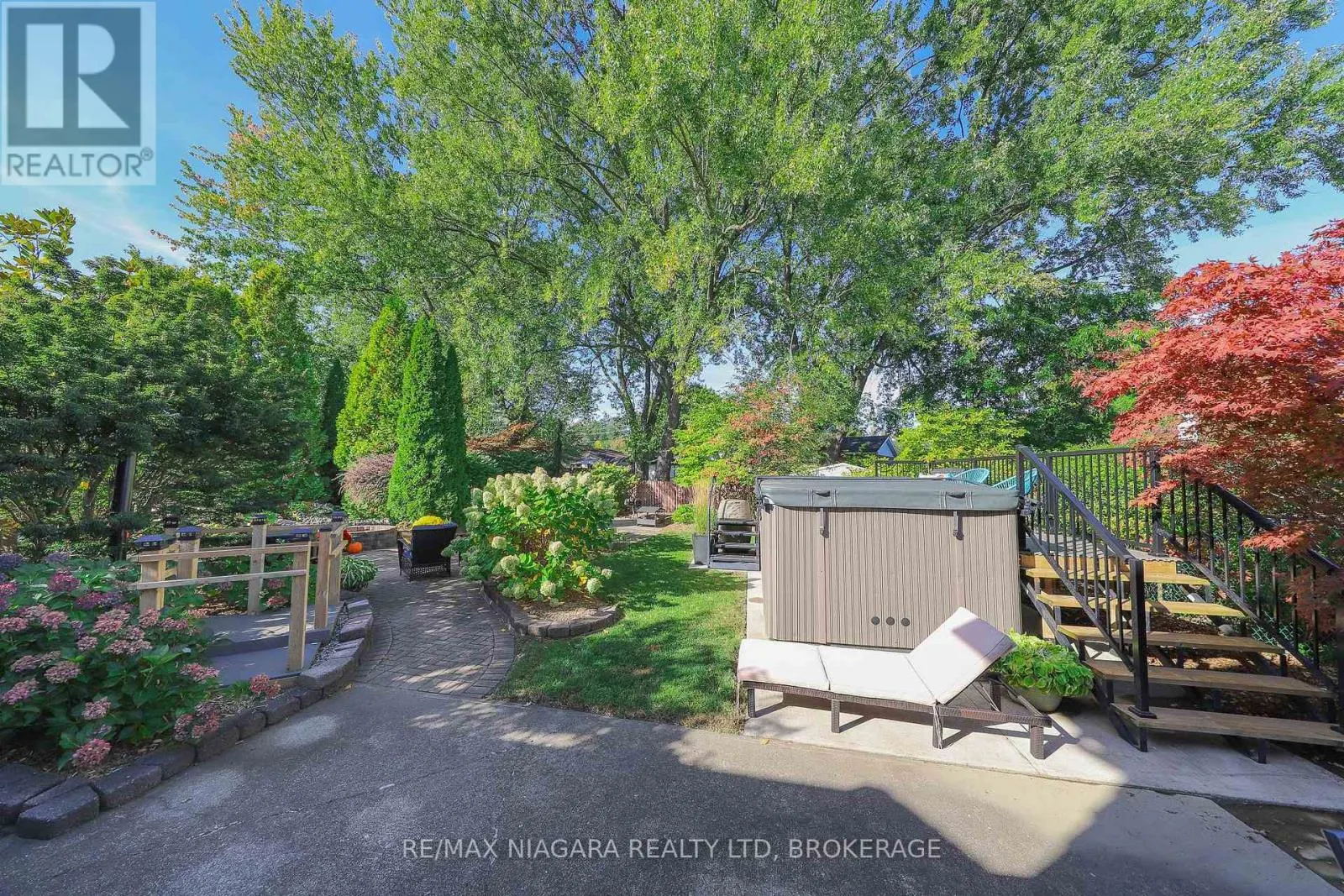 21 JESSICA DRIVE