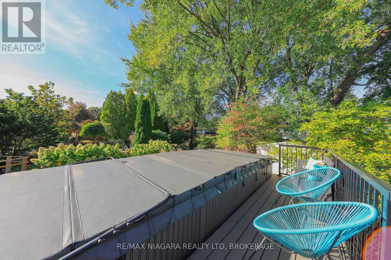 21 JESSICA DRIVE