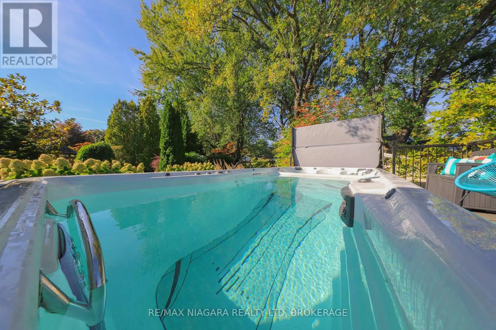 21 JESSICA DRIVE
