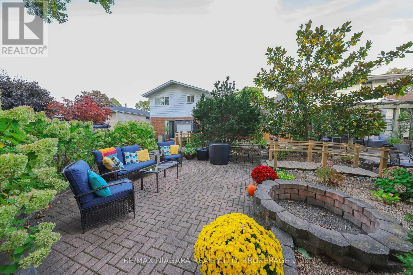 21 JESSICA DRIVE