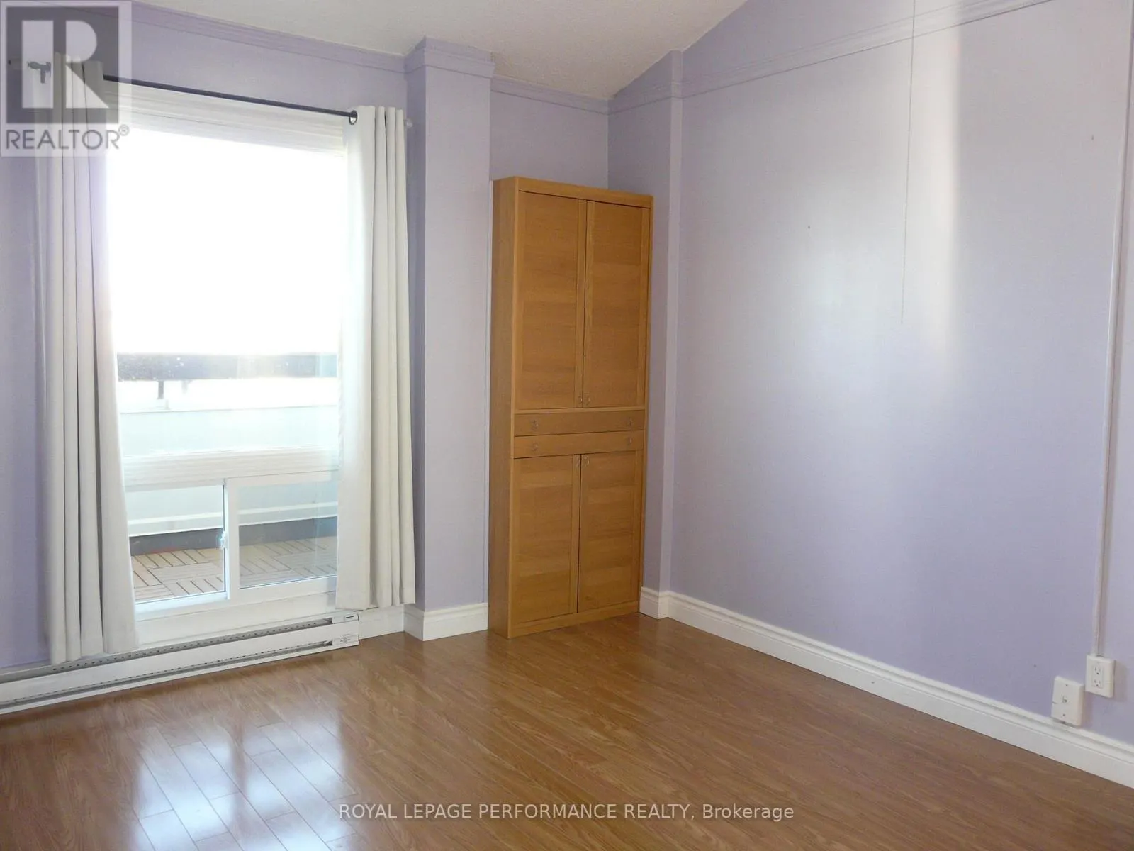 PENTHOUSE 2 - 158C MCARTHUR AVENUE