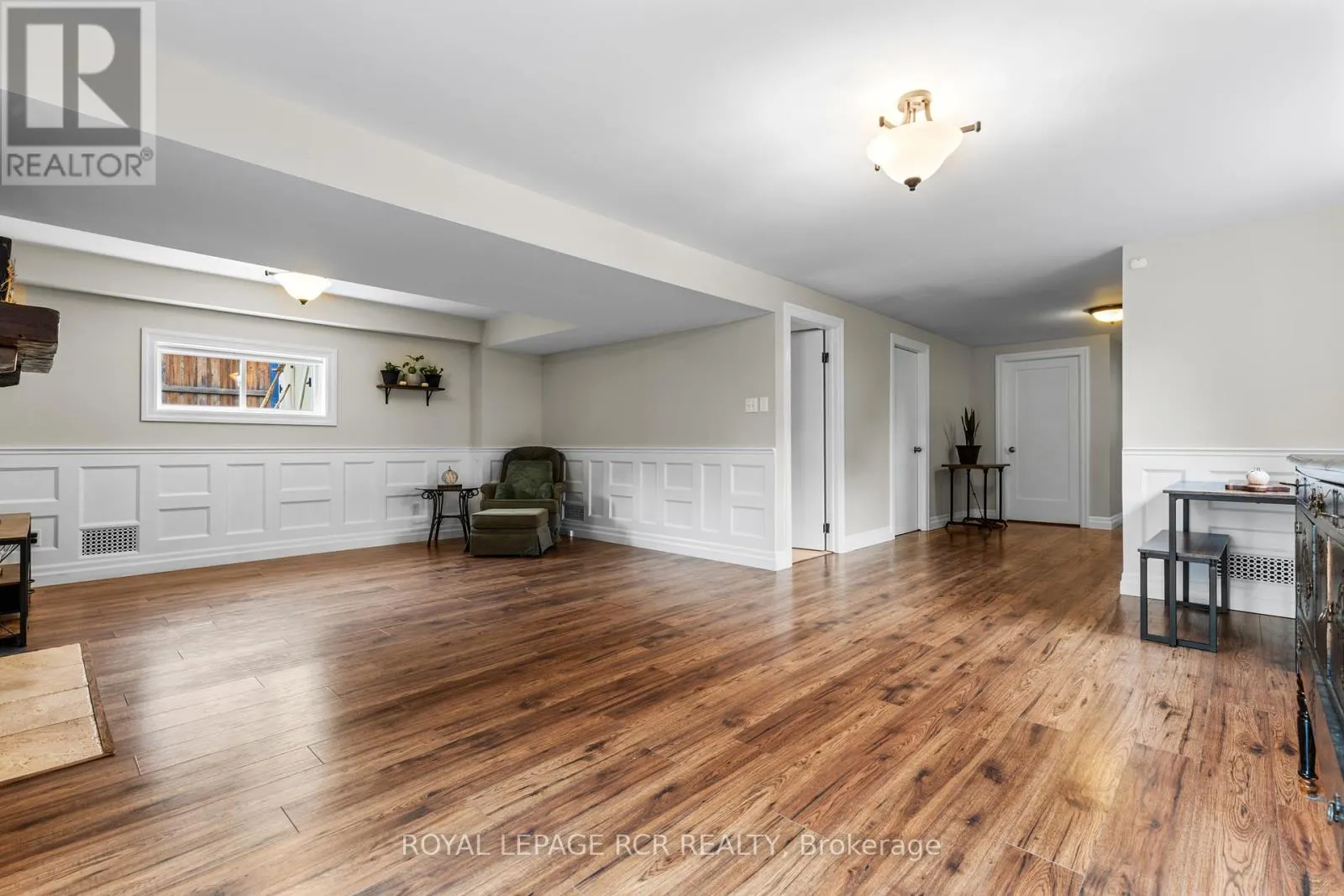 56 WILSON CRESCENT