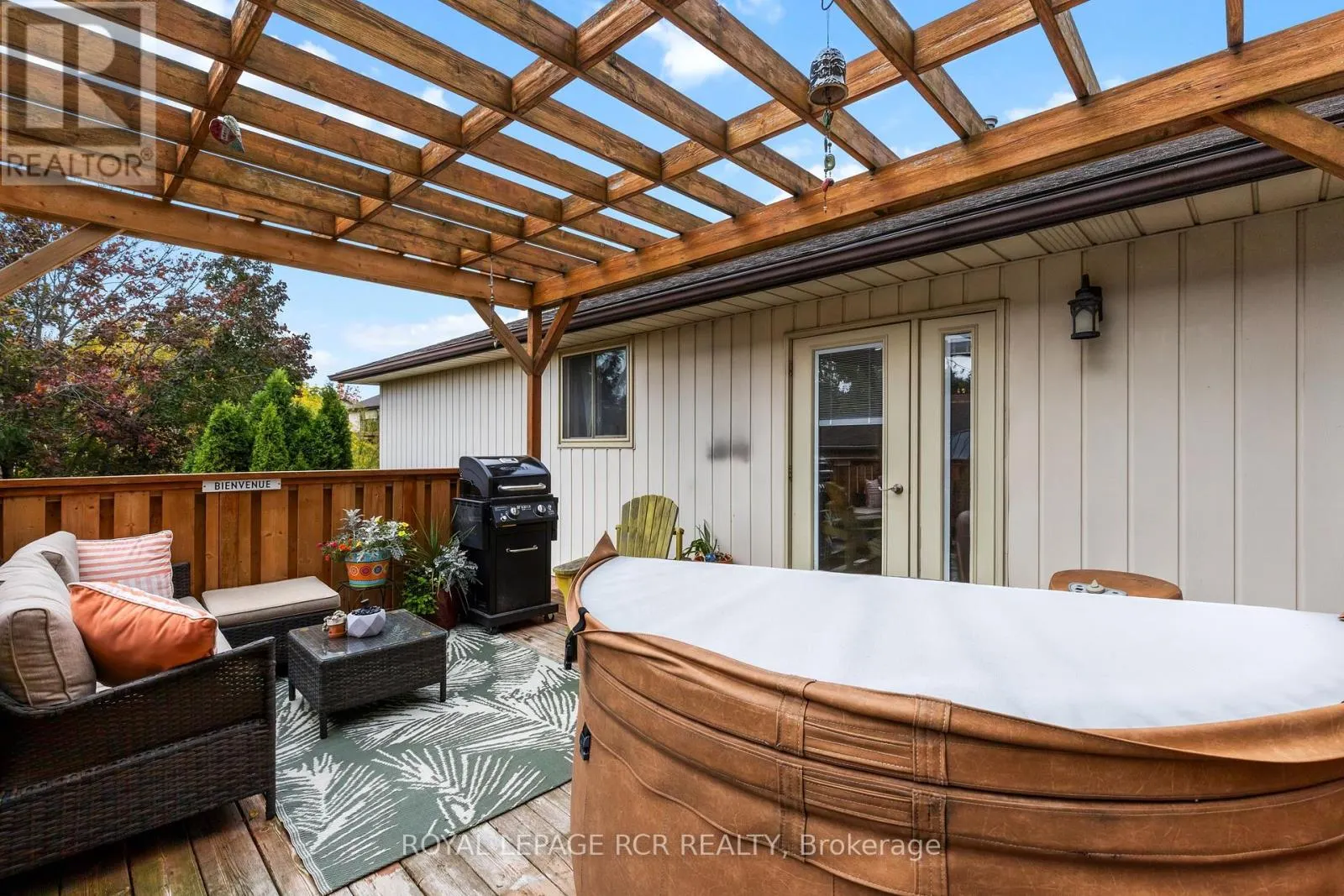 56 WILSON CRESCENT