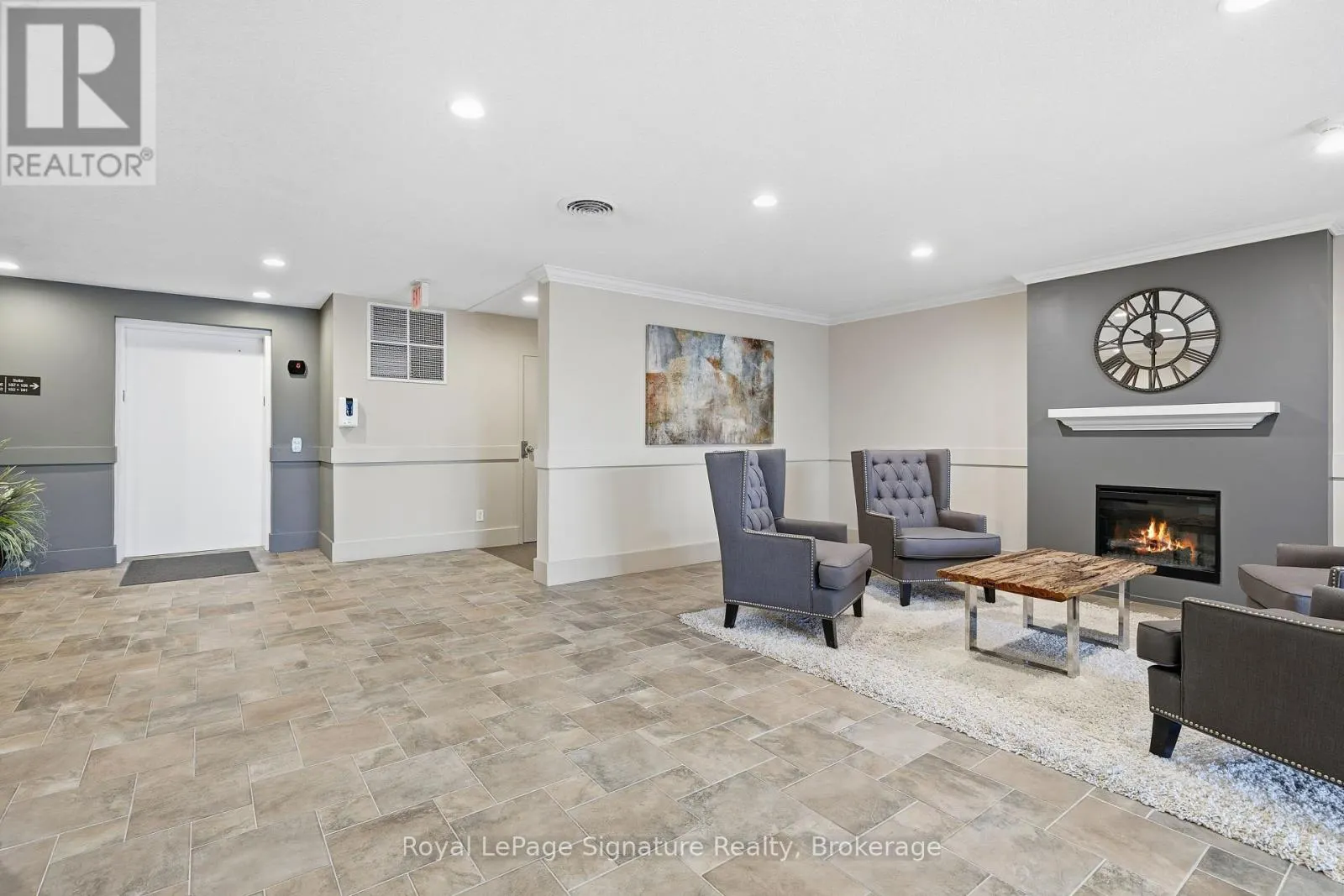 207 - 27 BEAVER STREET, #207