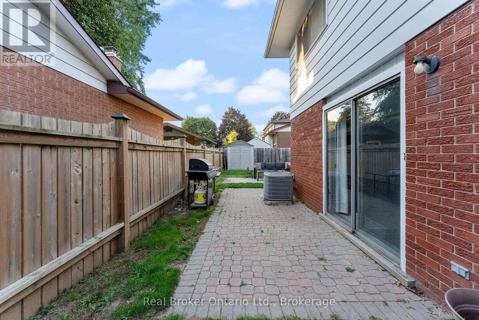 387 LEE AVENUE