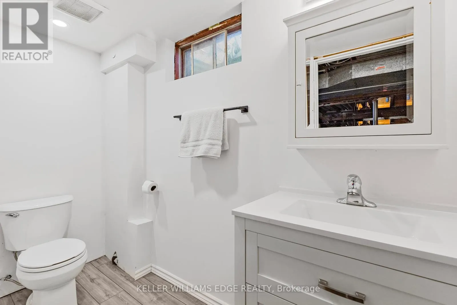 117 GRAYSTONE CRESCENT
