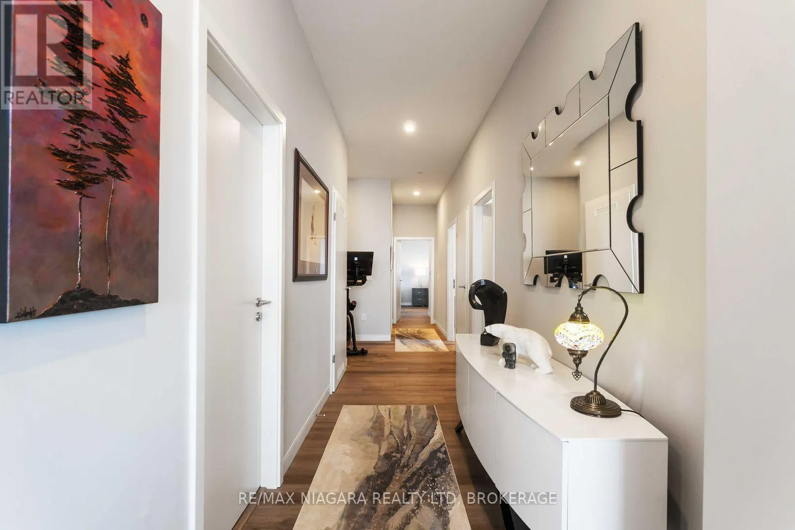 PENTHOUSE UNIT 903 - 118 WEST STREET