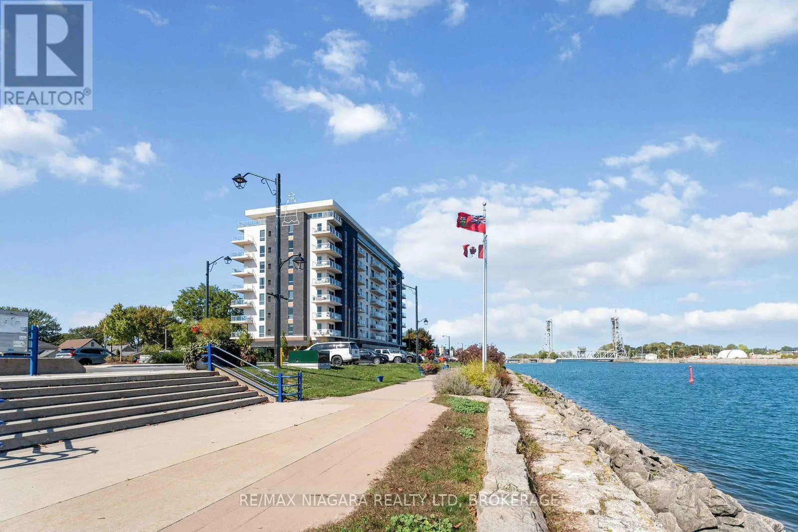 PENTHOUSE UNIT 903 - 118 WEST STREET