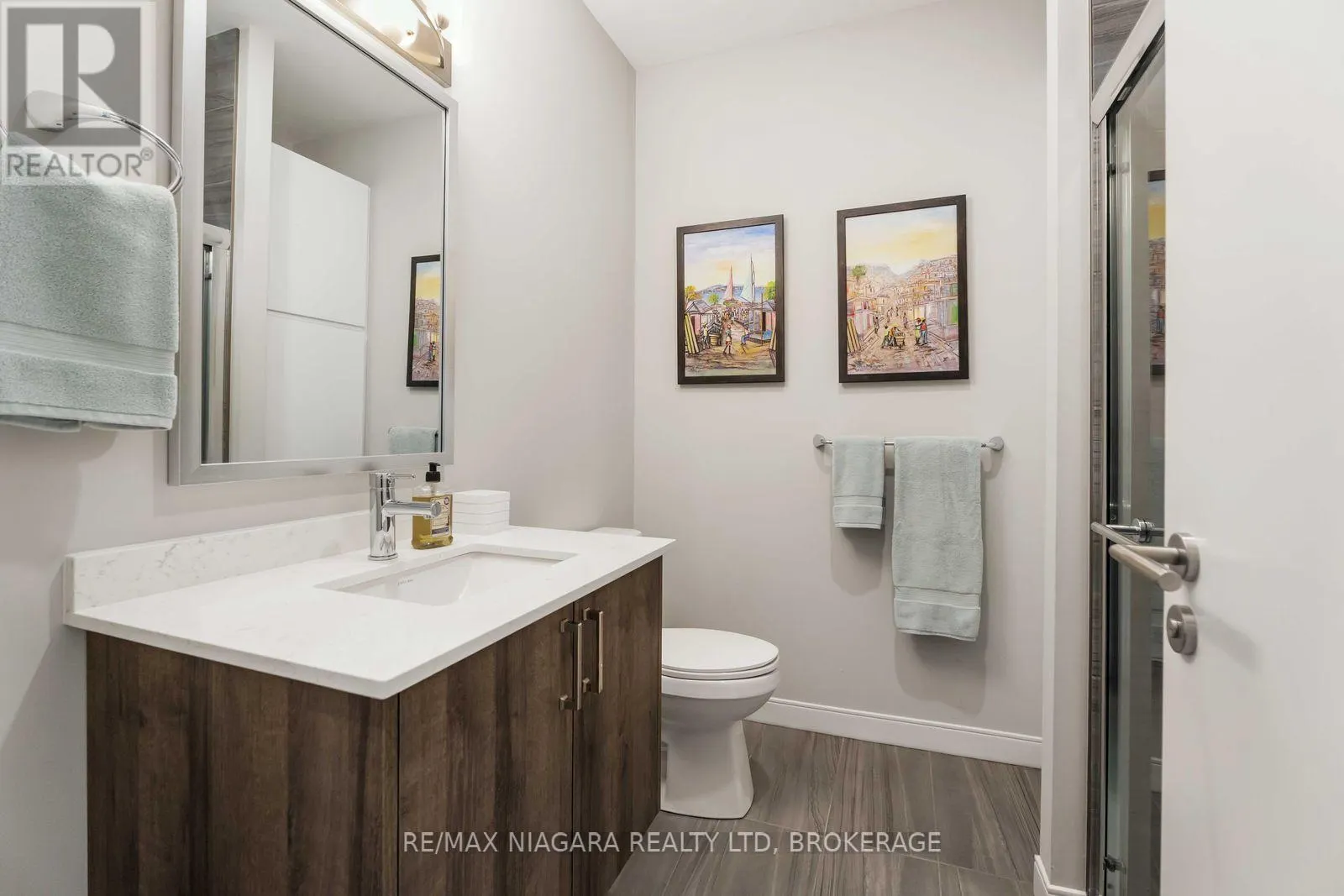 PENTHOUSE UNIT 903 - 118 WEST STREET
