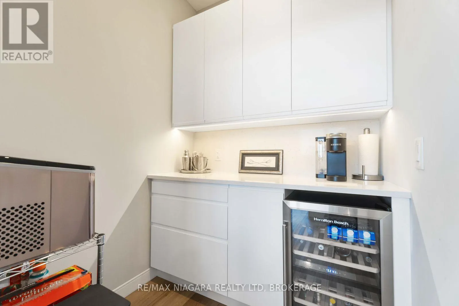 PENTHOUSE UNIT 903 - 118 WEST STREET