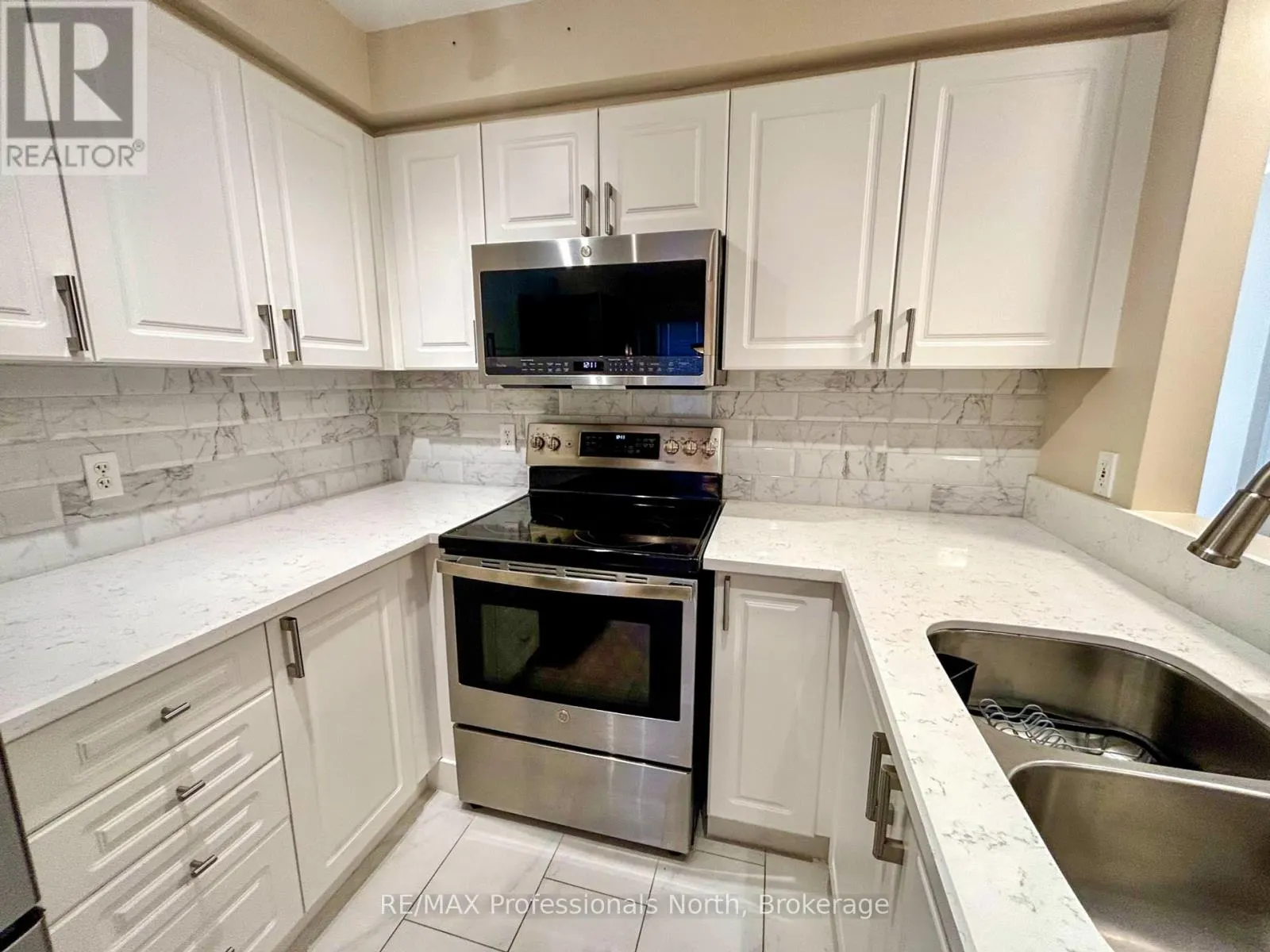 1406 HANCOX COURT