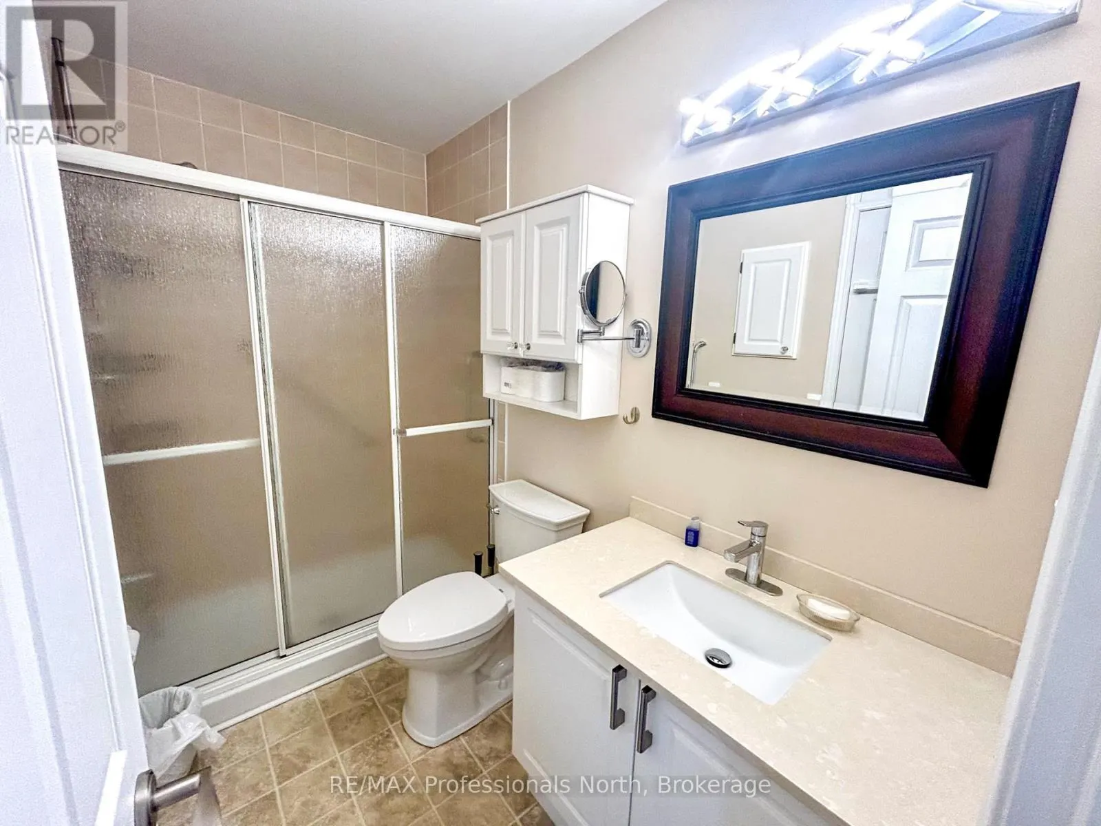 1406 HANCOX COURT