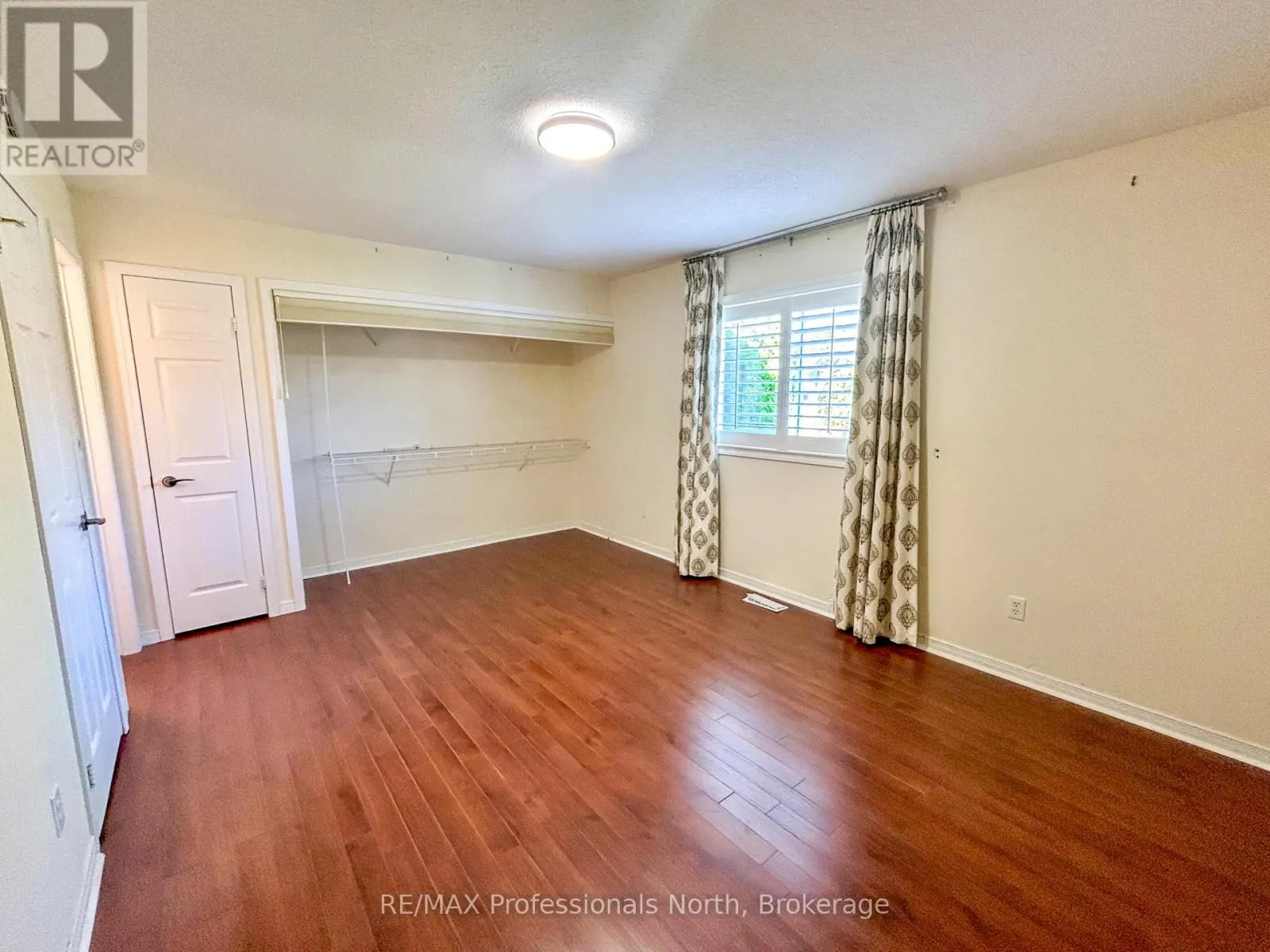 1406 HANCOX COURT