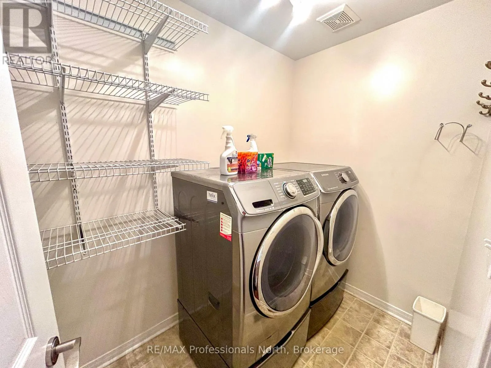 1406 HANCOX COURT