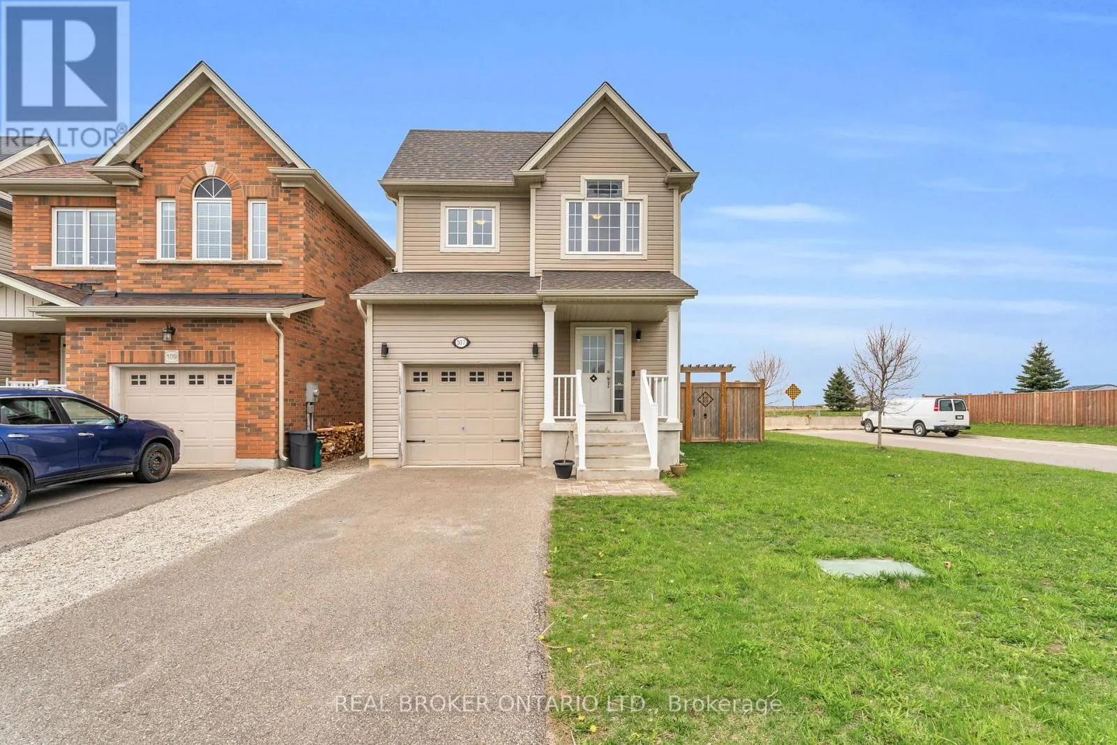 107 COURTNEY STREET