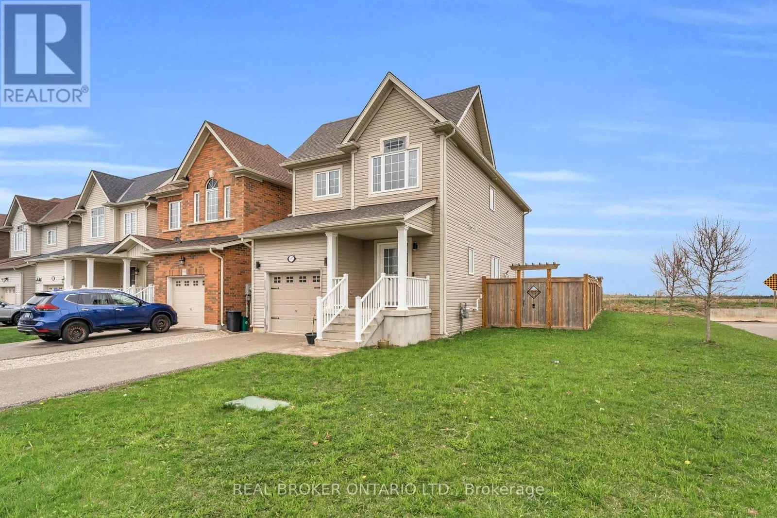 107 COURTNEY STREET