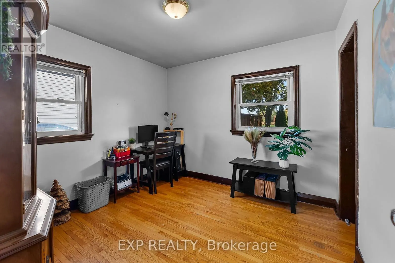 304 KINGSWAY STREET