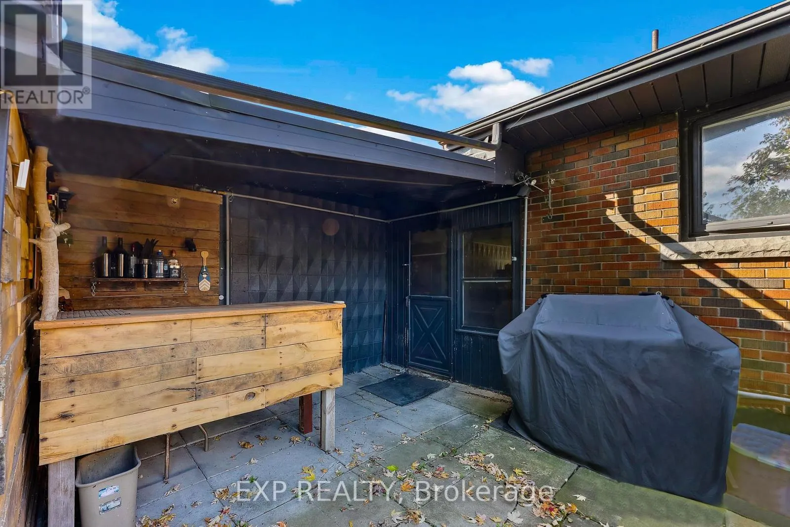304 KINGSWAY STREET