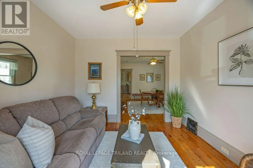 320 HORTON STREET E