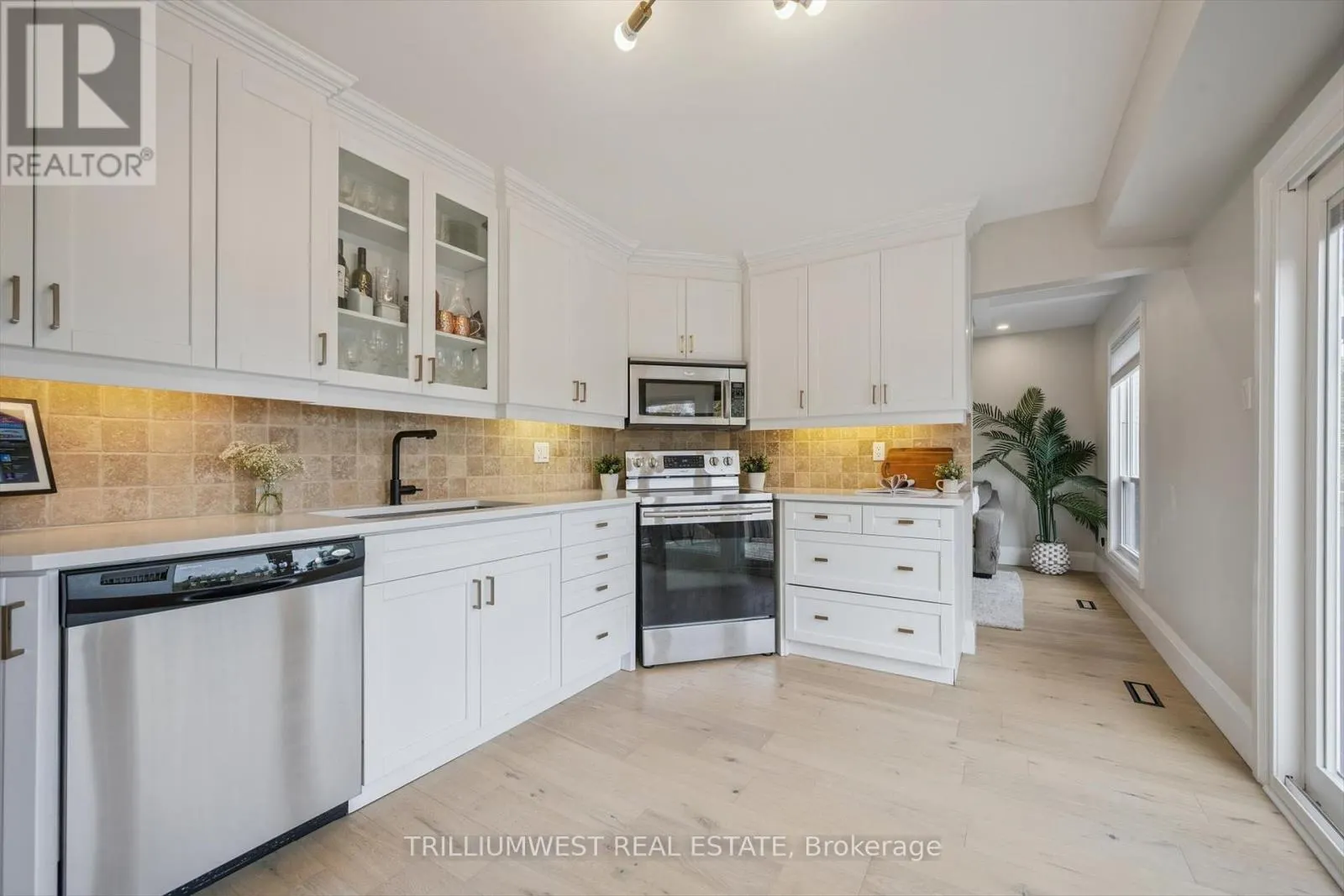 99 DEERWOOD CRESCENT