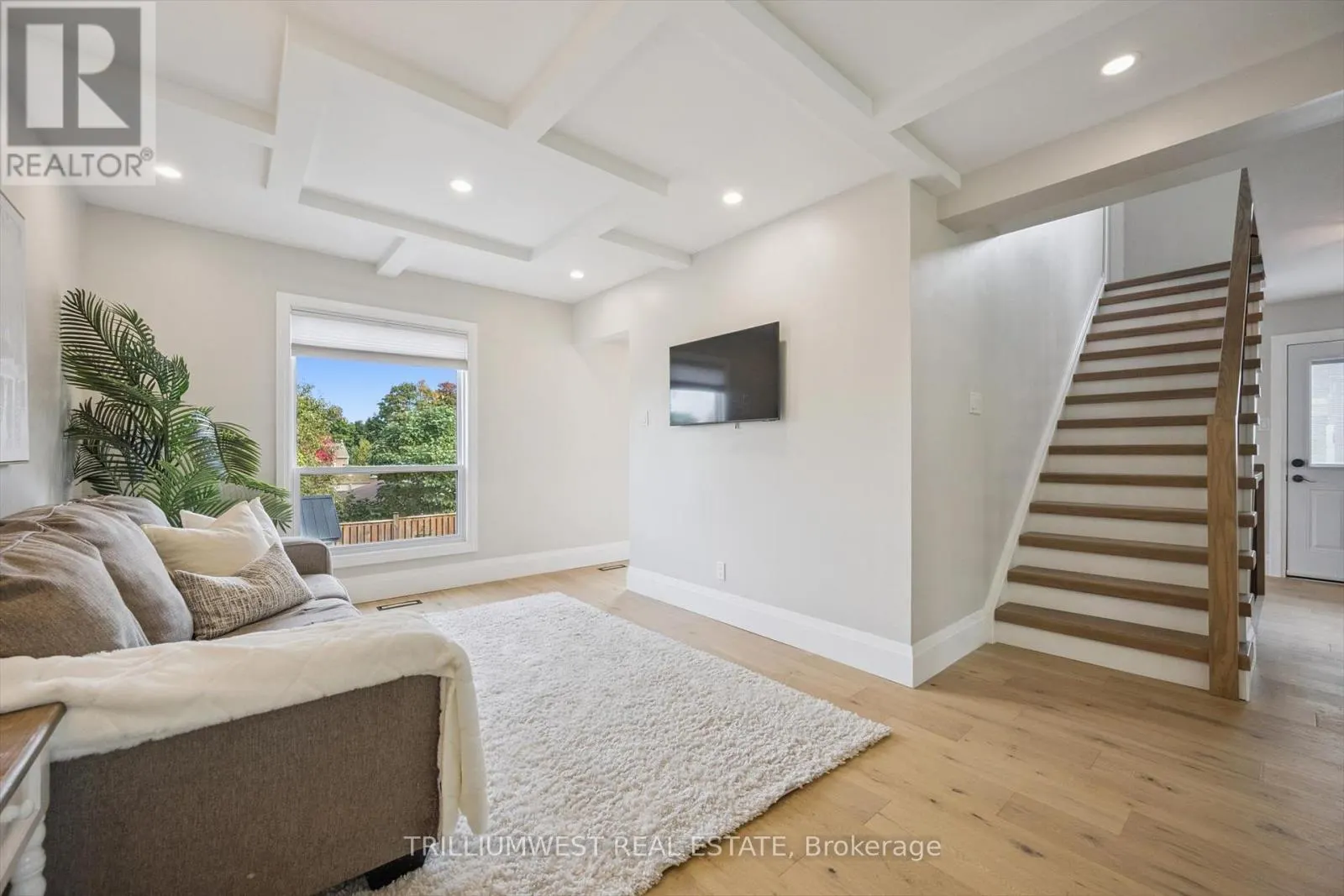 99 DEERWOOD CRESCENT