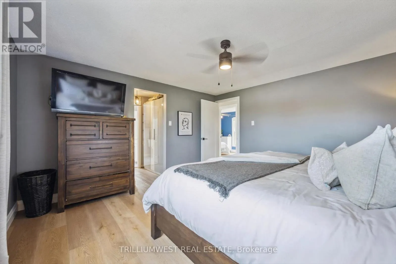 99 DEERWOOD CRESCENT