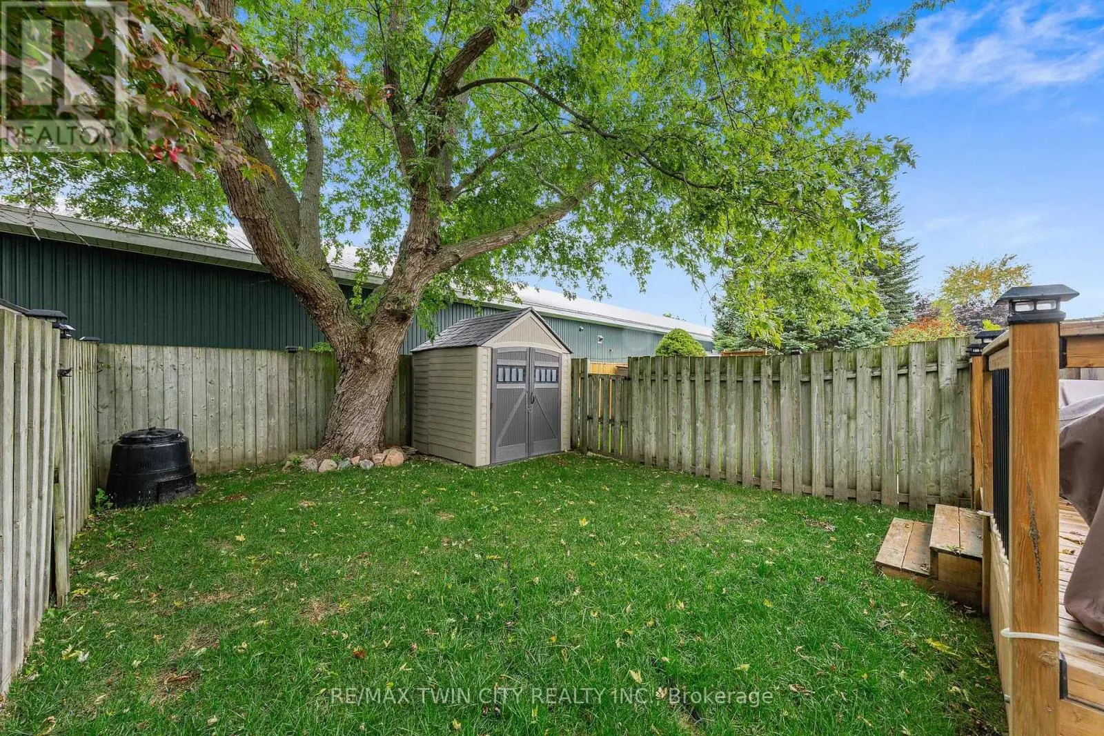 21 GRAYSTONE COURT