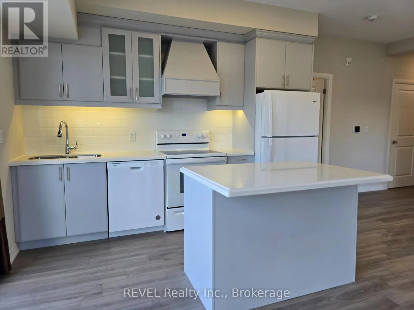 140 - 50 HERRICK AVENUE, #140