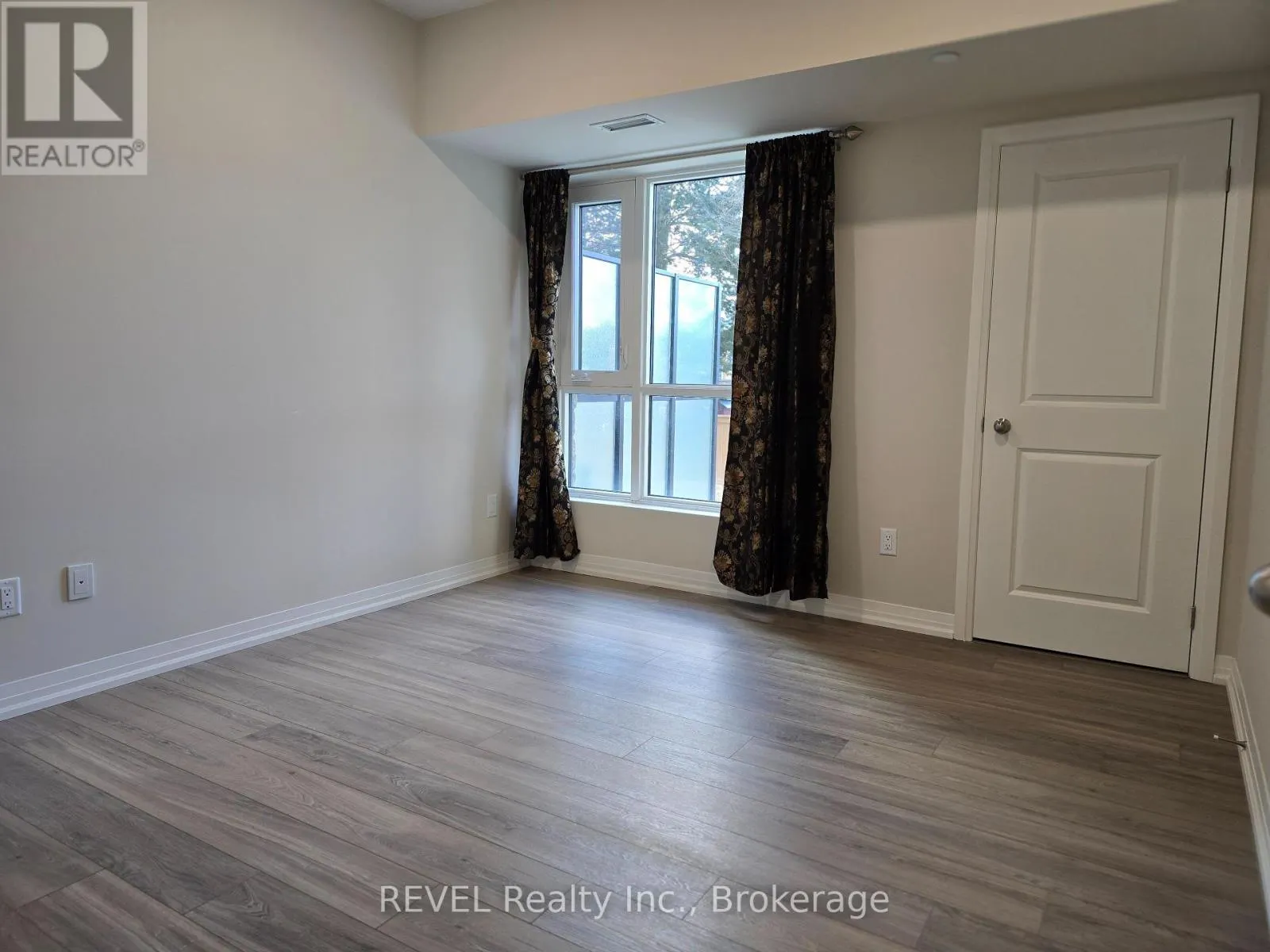 140 - 50 HERRICK AVENUE, #140