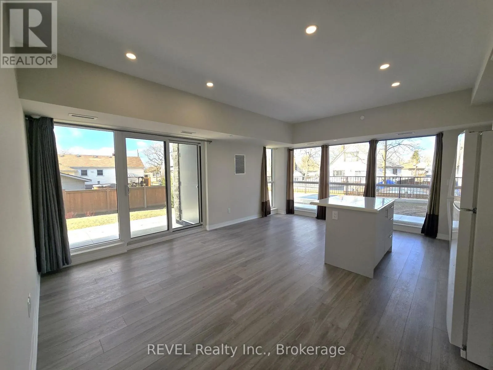 140 - 50 HERRICK AVENUE, #140