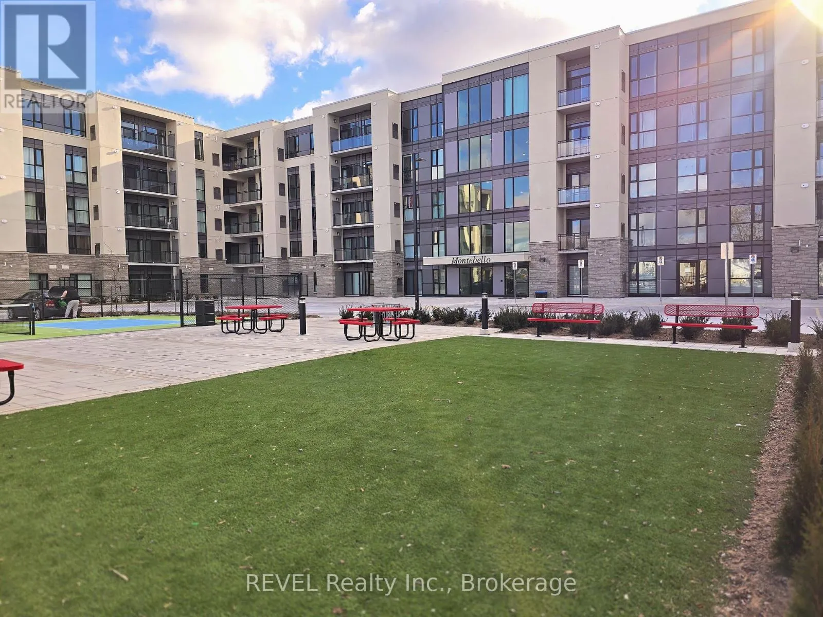 140 - 50 HERRICK AVENUE, #140