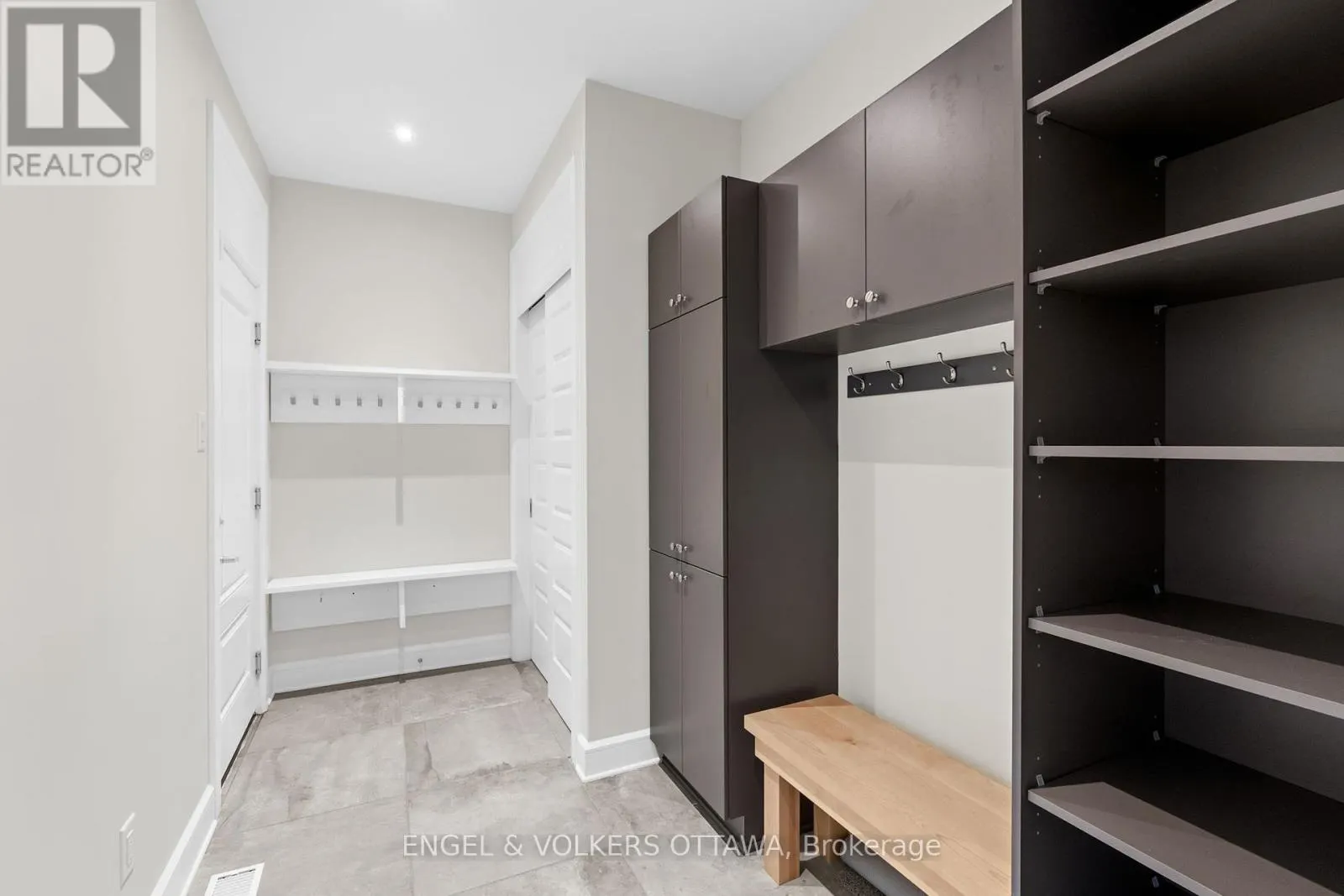122 HELEN RAPP WAY