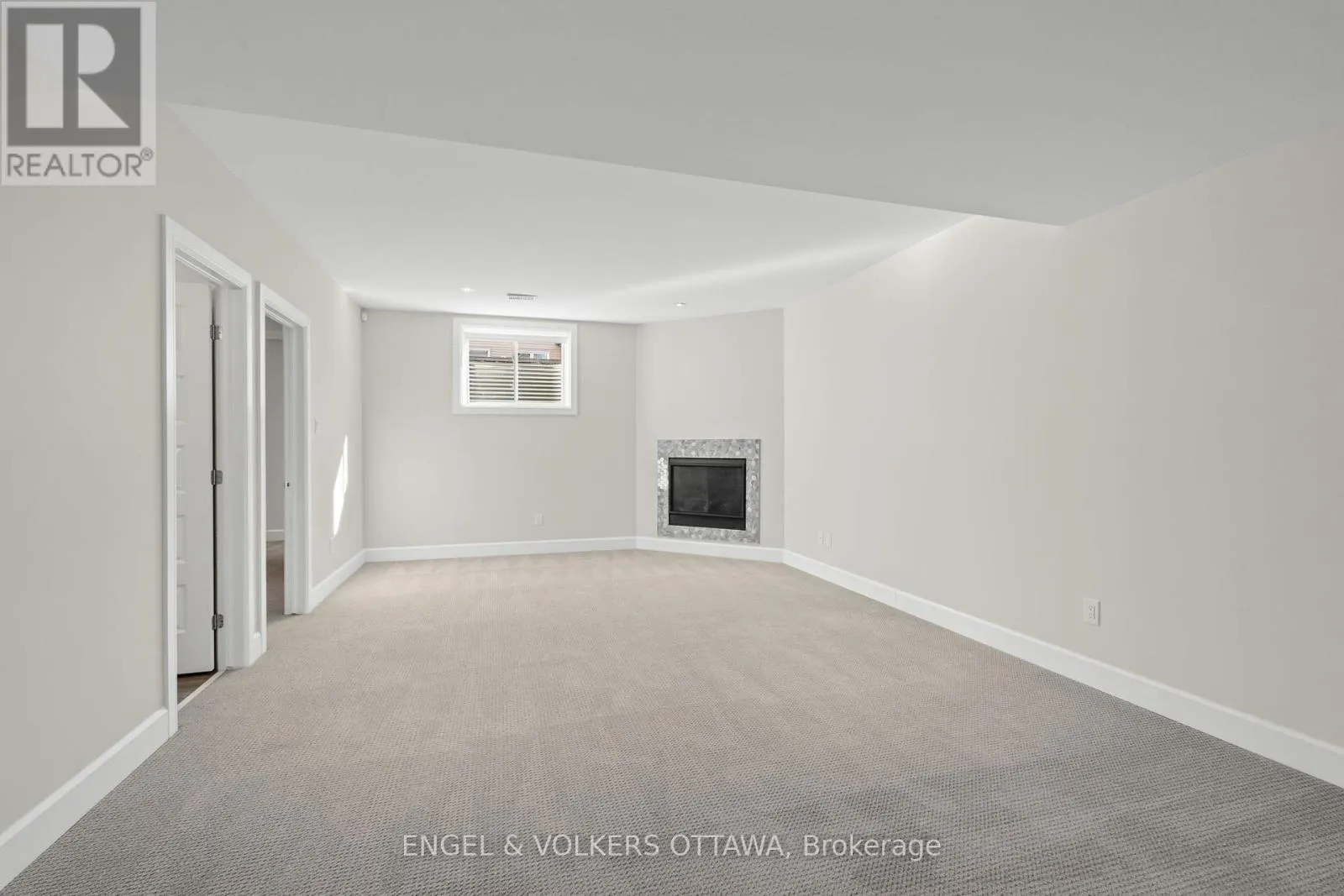 122 HELEN RAPP WAY