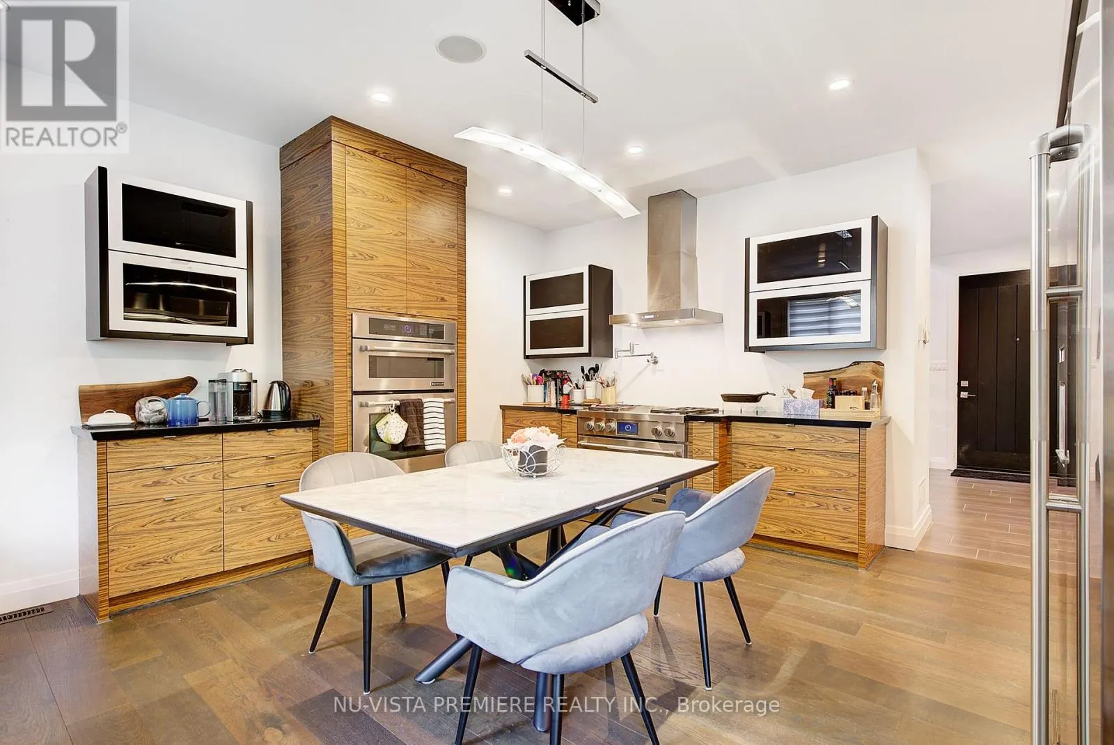 16 - 433 HYDE PARK ROAD, #16