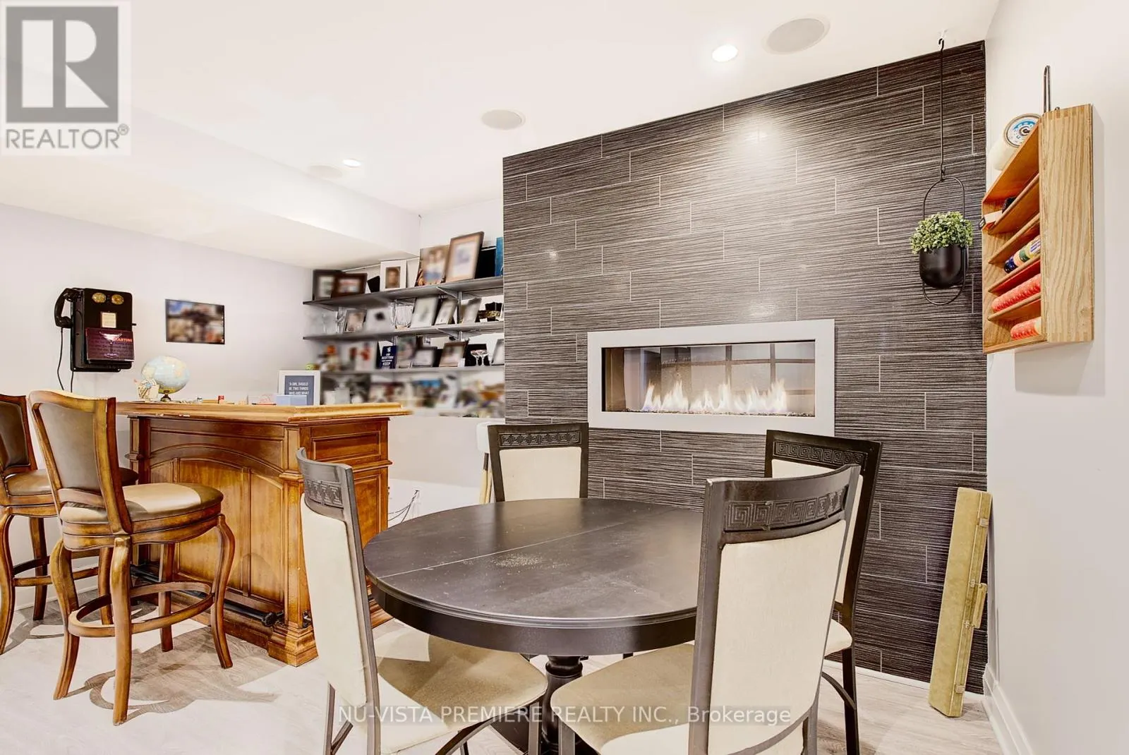 16 - 433 HYDE PARK ROAD, #16