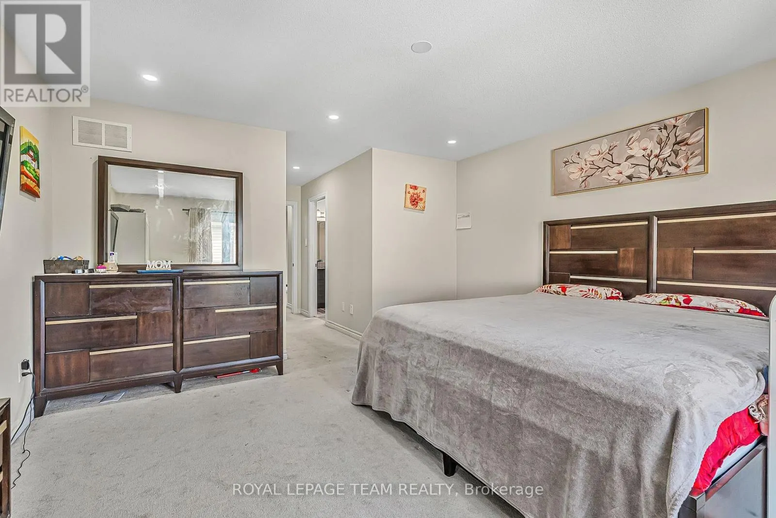 622 PARADE DRIVE