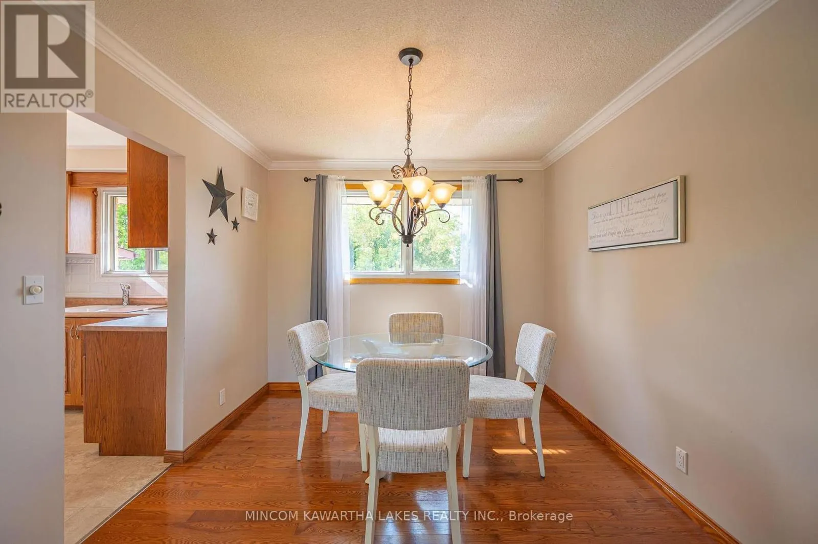 919 SYDENHAM ROAD