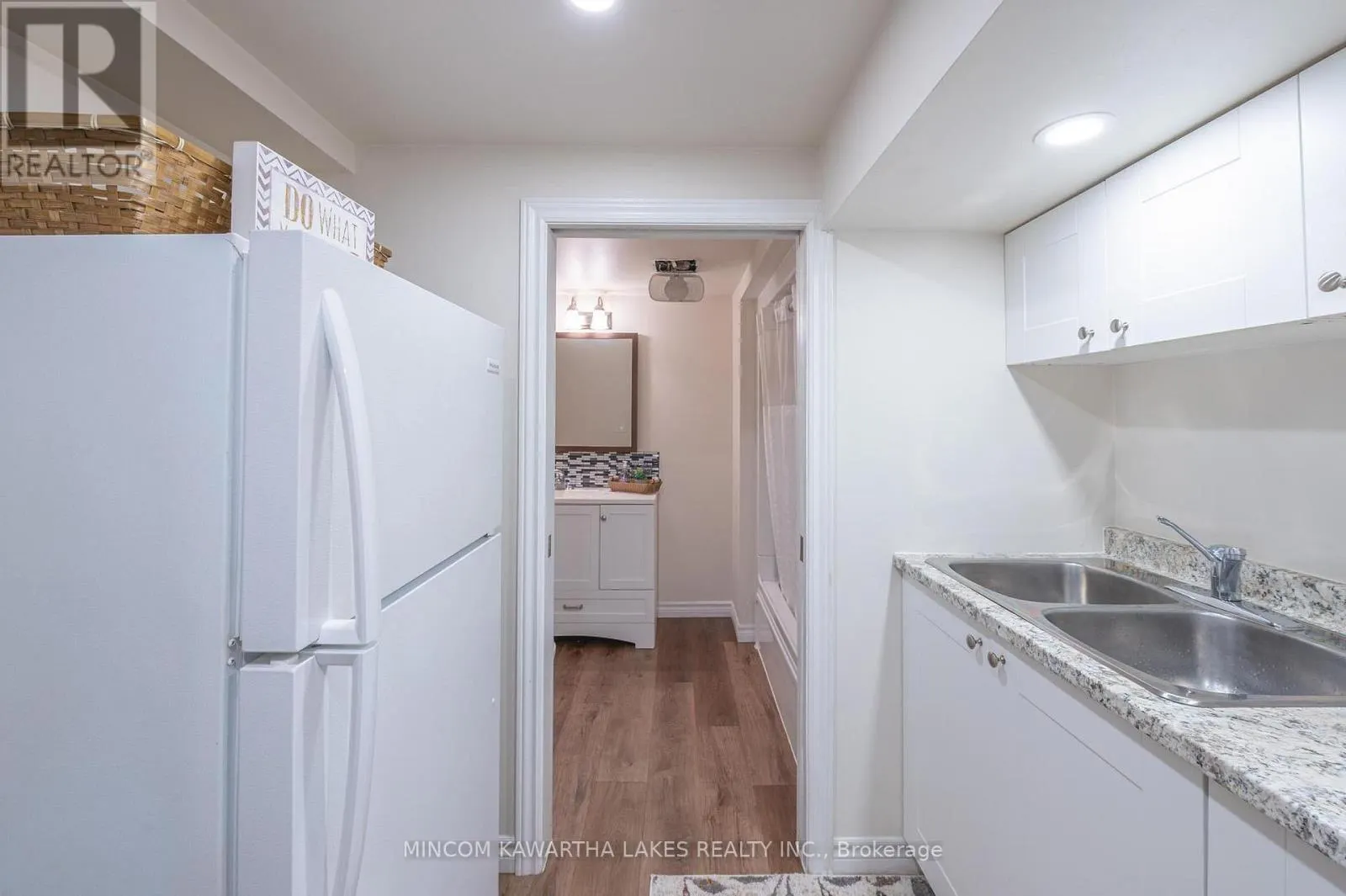 919 SYDENHAM ROAD