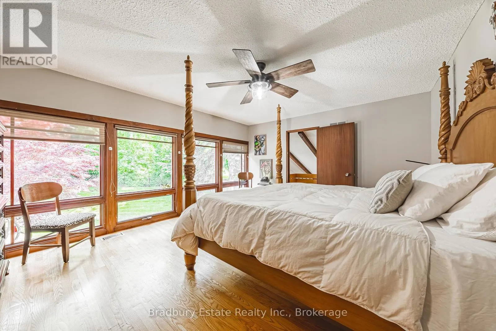 128 BUNKER HILL DRIVE