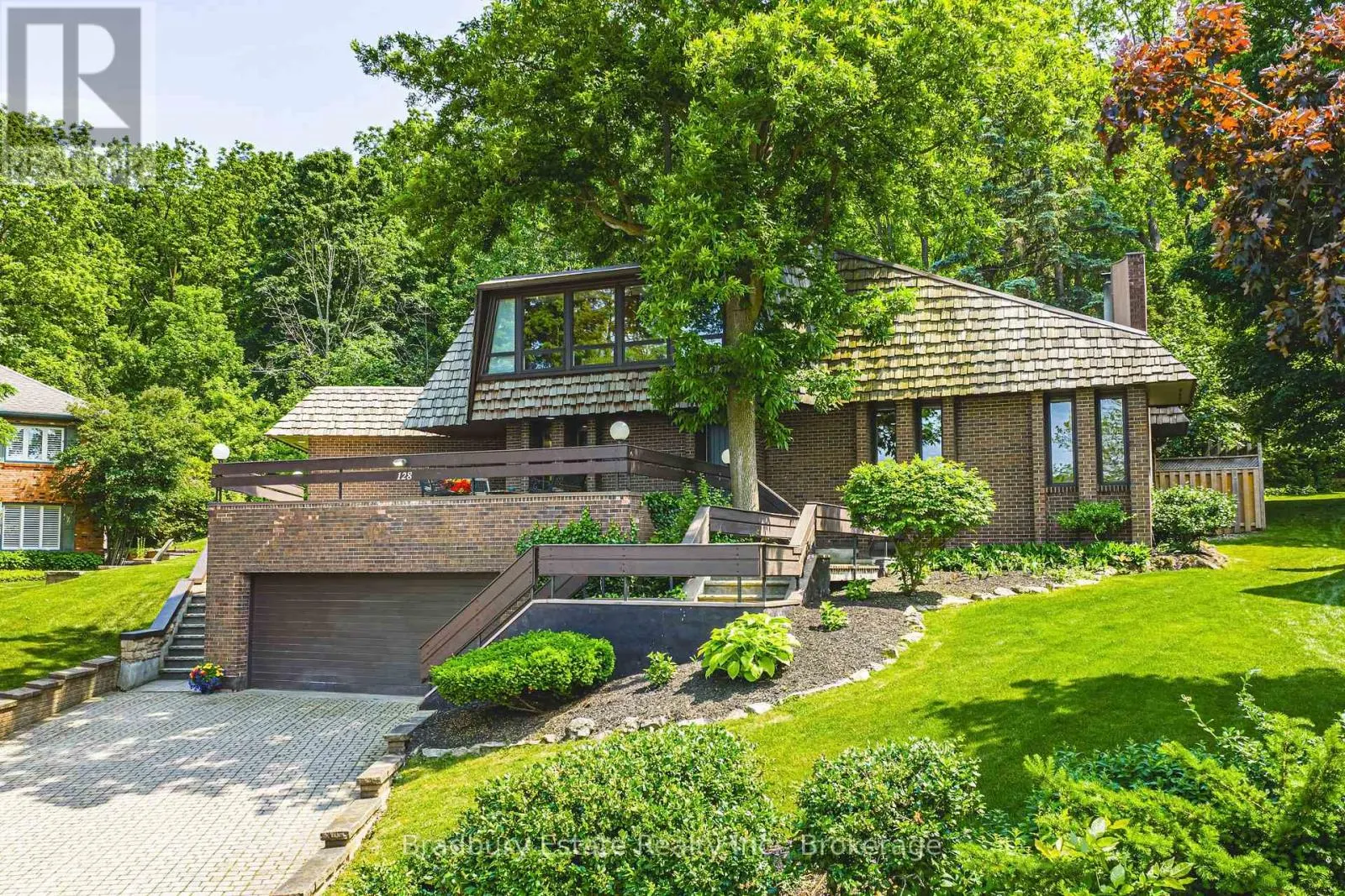 128 BUNKER HILL DRIVE