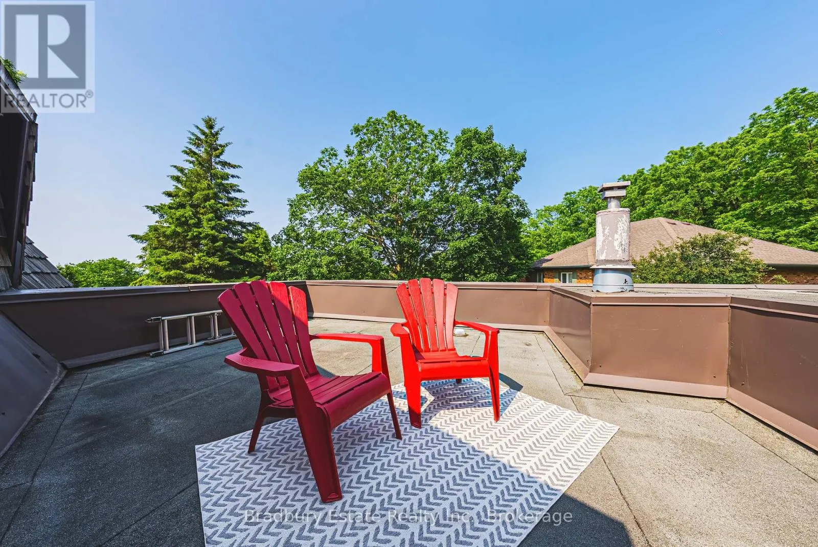 128 BUNKER HILL DRIVE