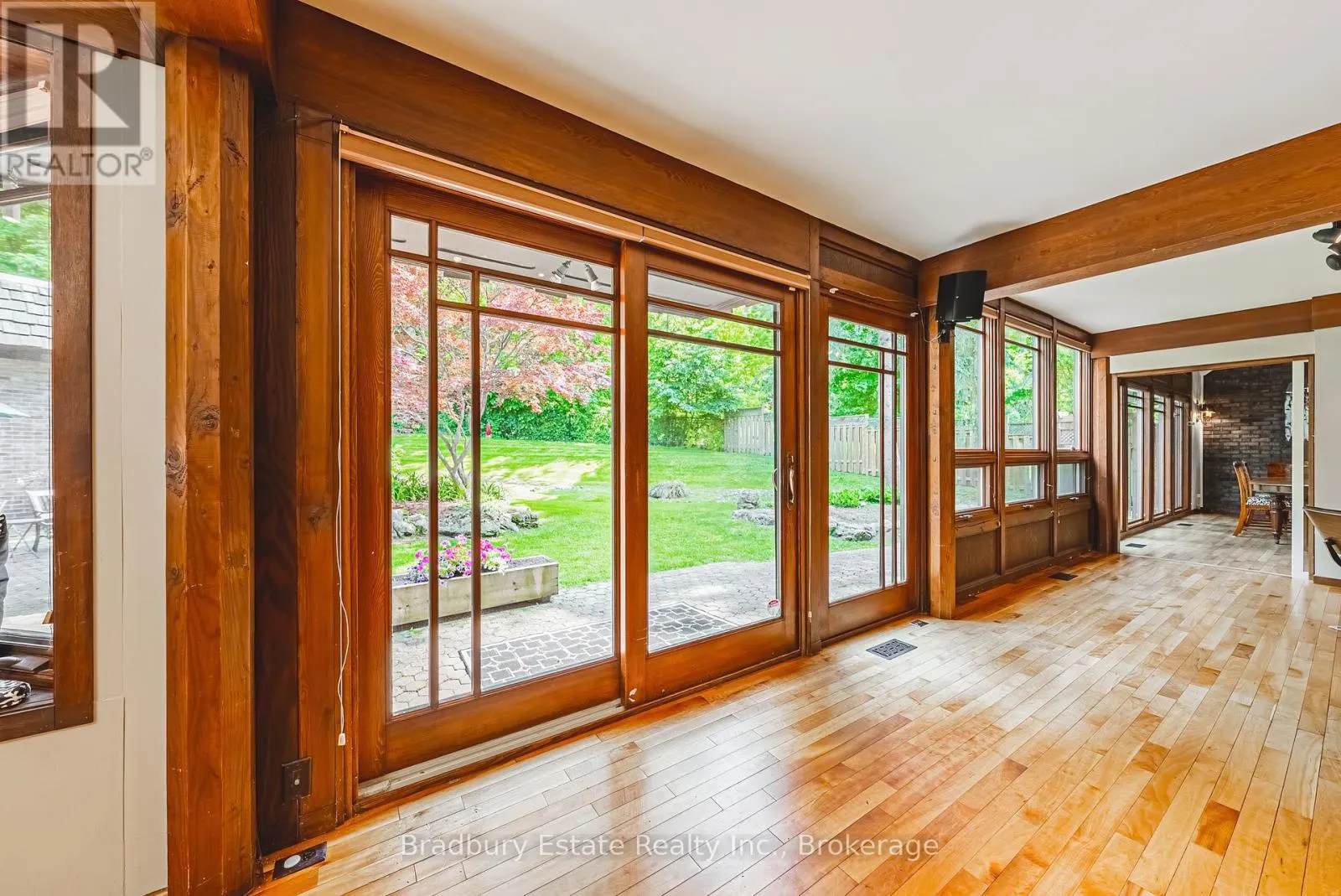 128 BUNKER HILL DRIVE