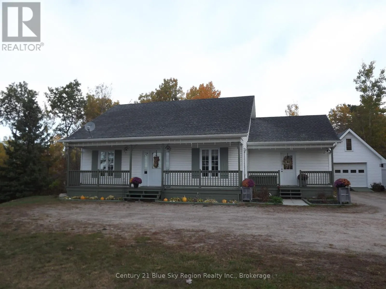 1846 HIGHWAY 17 E