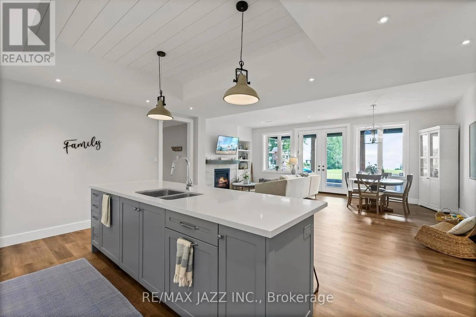 48 PLEASANT VIEW CRESCENT
