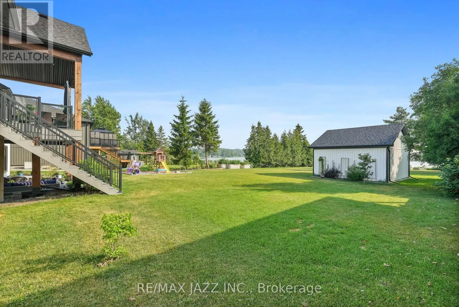 48 PLEASANT VIEW CRESCENT