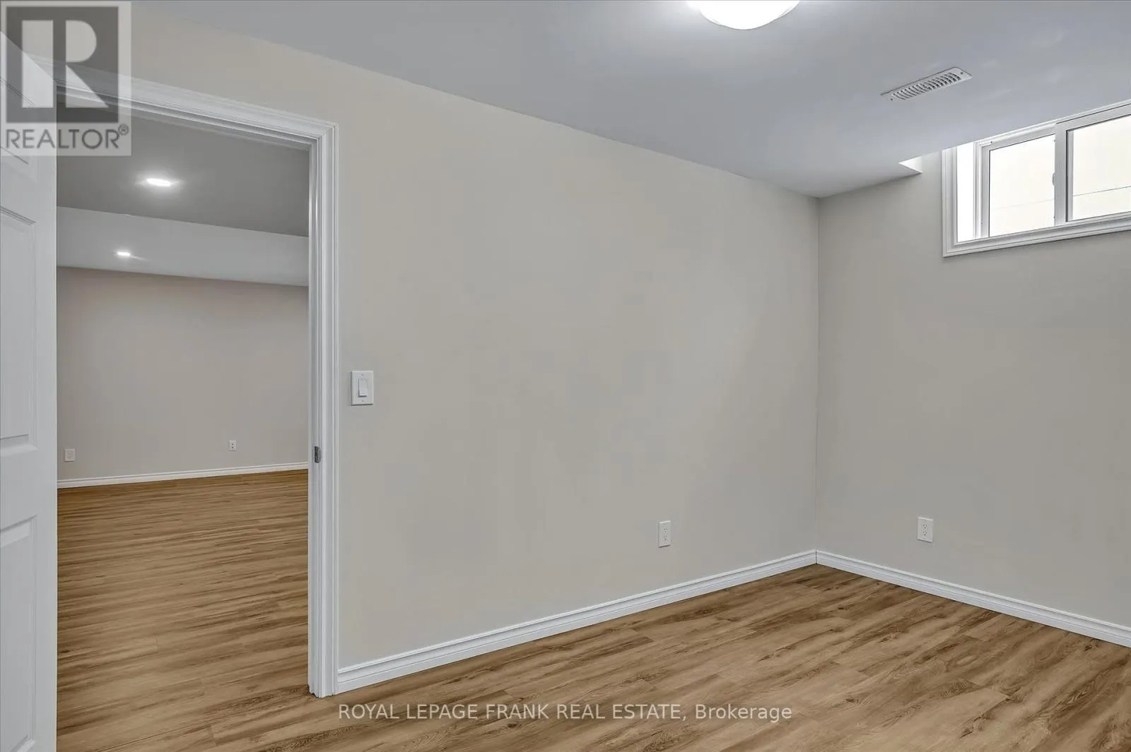 8 - 24 BRINTON DRIVE, #8
