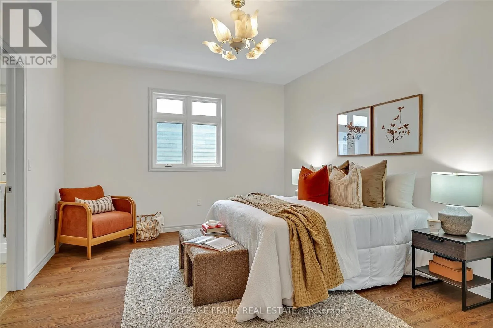 8 - 24 BRINTON DRIVE, #8