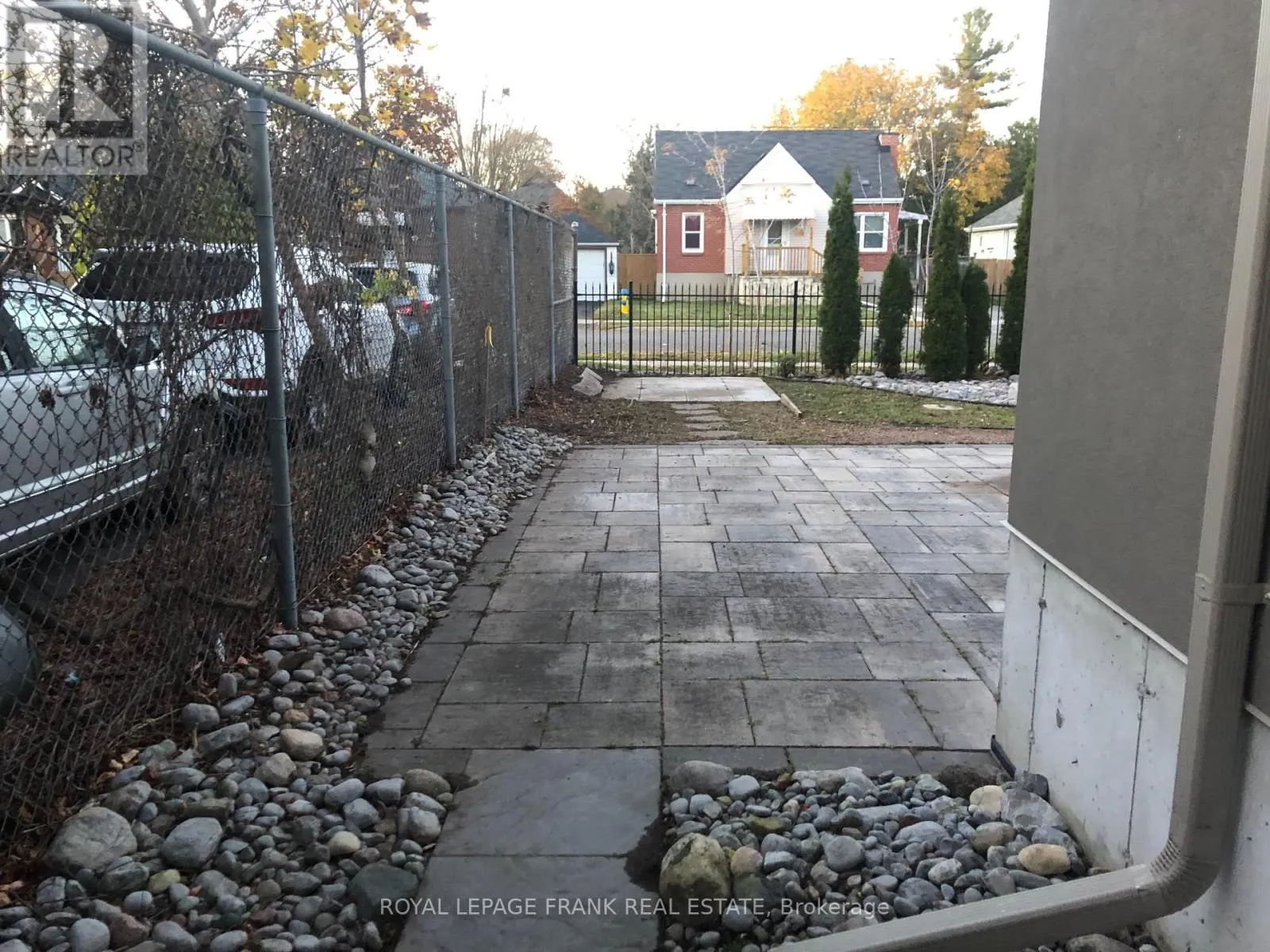 8 - 24 BRINTON DRIVE, #8