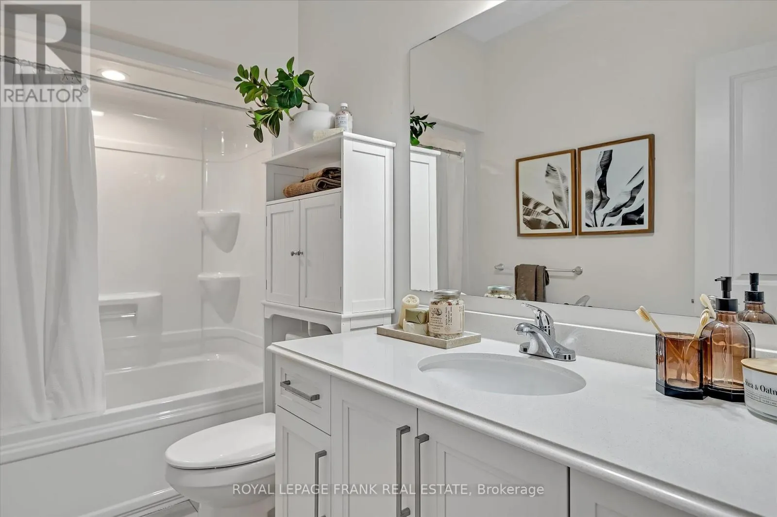 8 - 24 BRINTON DRIVE, #8
